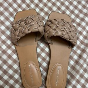 Marc Fisher Caspian Woven Slides 7.5